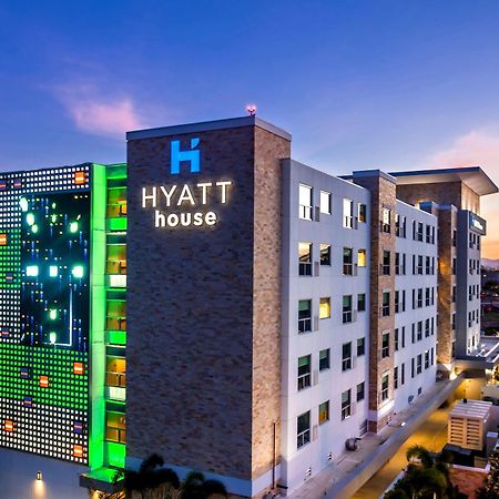 Hyatt House San Juan Hotel Exterior photo